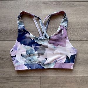 ⭐️3/$25⭐️ Old Navy Medium Support PowerPress Strappy Sports Bra, Floral, Medium